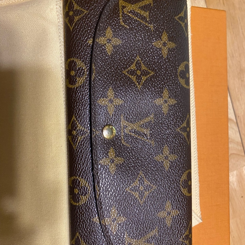 Louis Vuitton monogram wallet